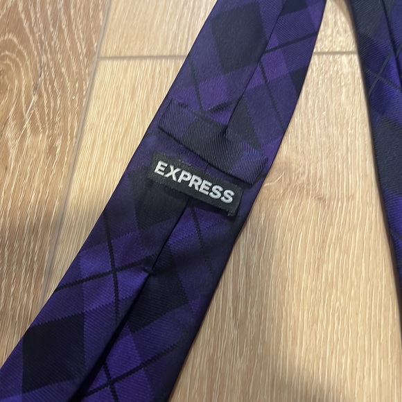 Bundle of 3 ties - Picture 3 of 5